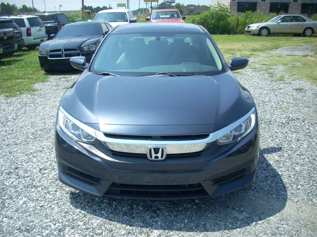 2017 Honda Civic LX's photo