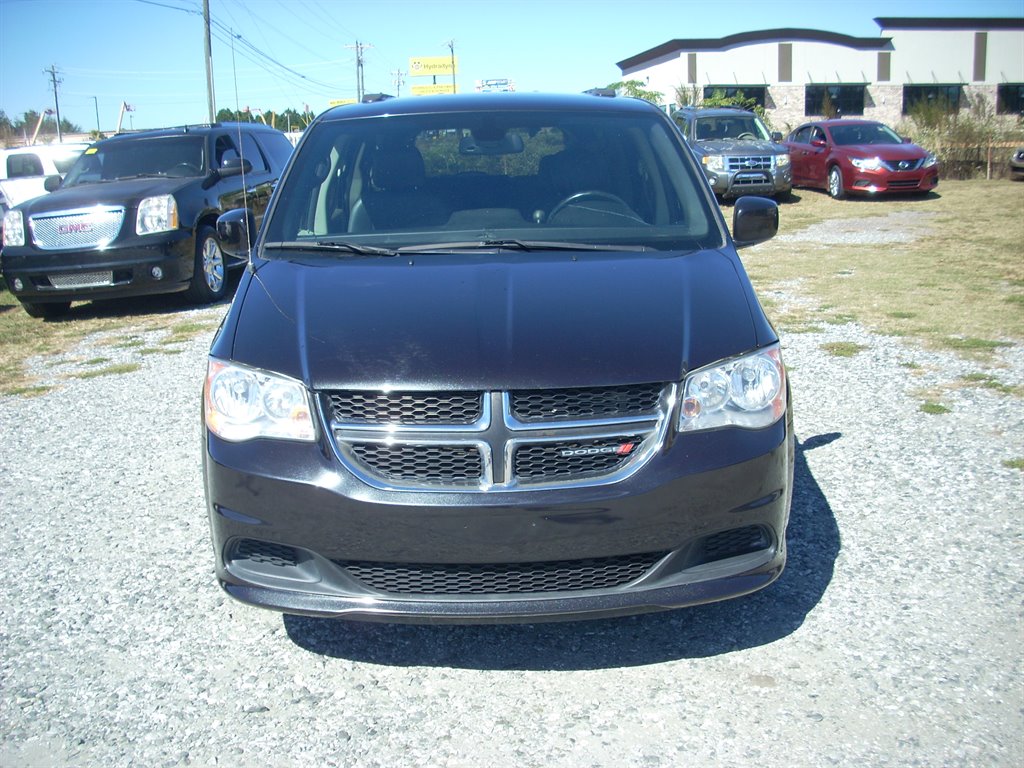 2019 Dodge Grand Caravan SXT's photo