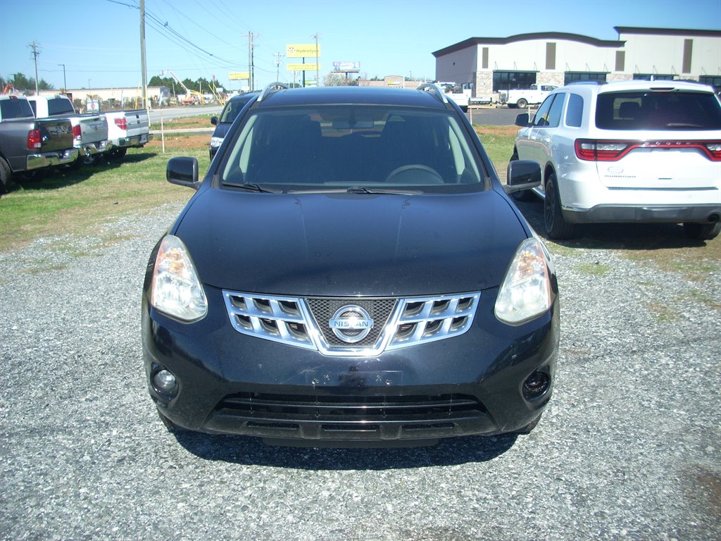 2013 Nissan Rogue SV AWD's photo